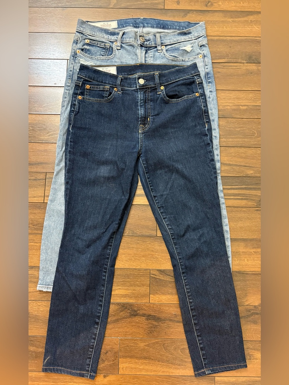 2 GAP Jeans. Size 29